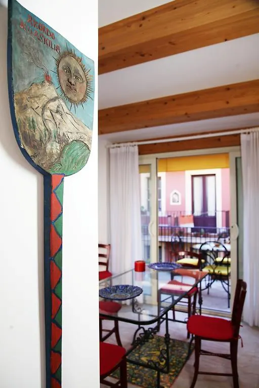 Casa Trinacria Taormina公寓 公寓 陶尔米纳